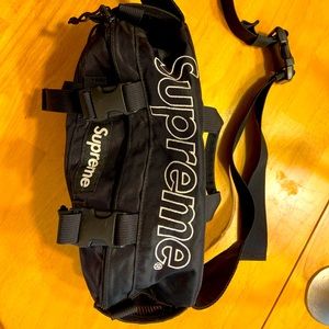 Supreme Buckle Shoulder Bag